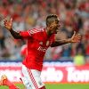“Deus” Talisca mantém Luz acesa!