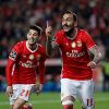 Benfica bateu (2-1) Estoril no primeiro “round”